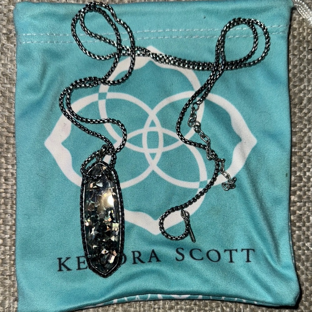 Kendra Scott Black and Silver Pendant Necklace
